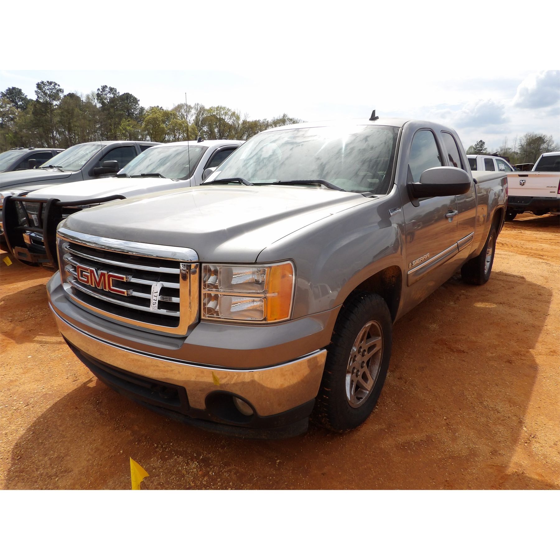 2008 GMC SIERRA Z71 Pickup Truck
