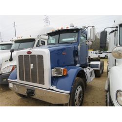 2012 PETERBILT 365 Day Cab Truck