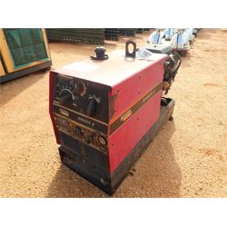 LINCOLN RANGER 8 Welding Equipment