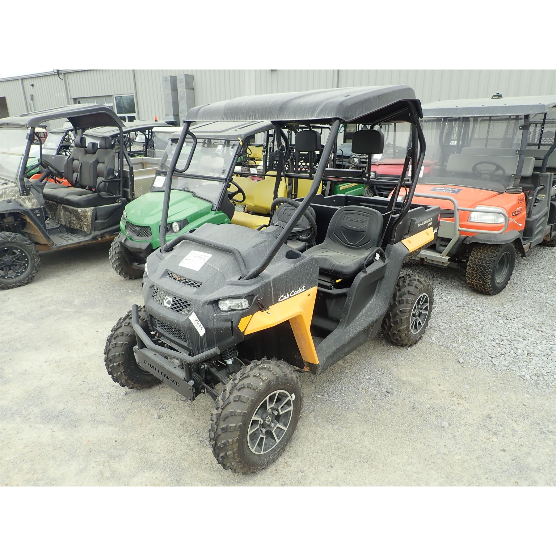 2019 CUB CADET Challenger 400 ATV / UTV / Cart