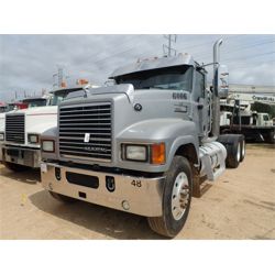 2012 MACK CHU613 Day Cab Truck