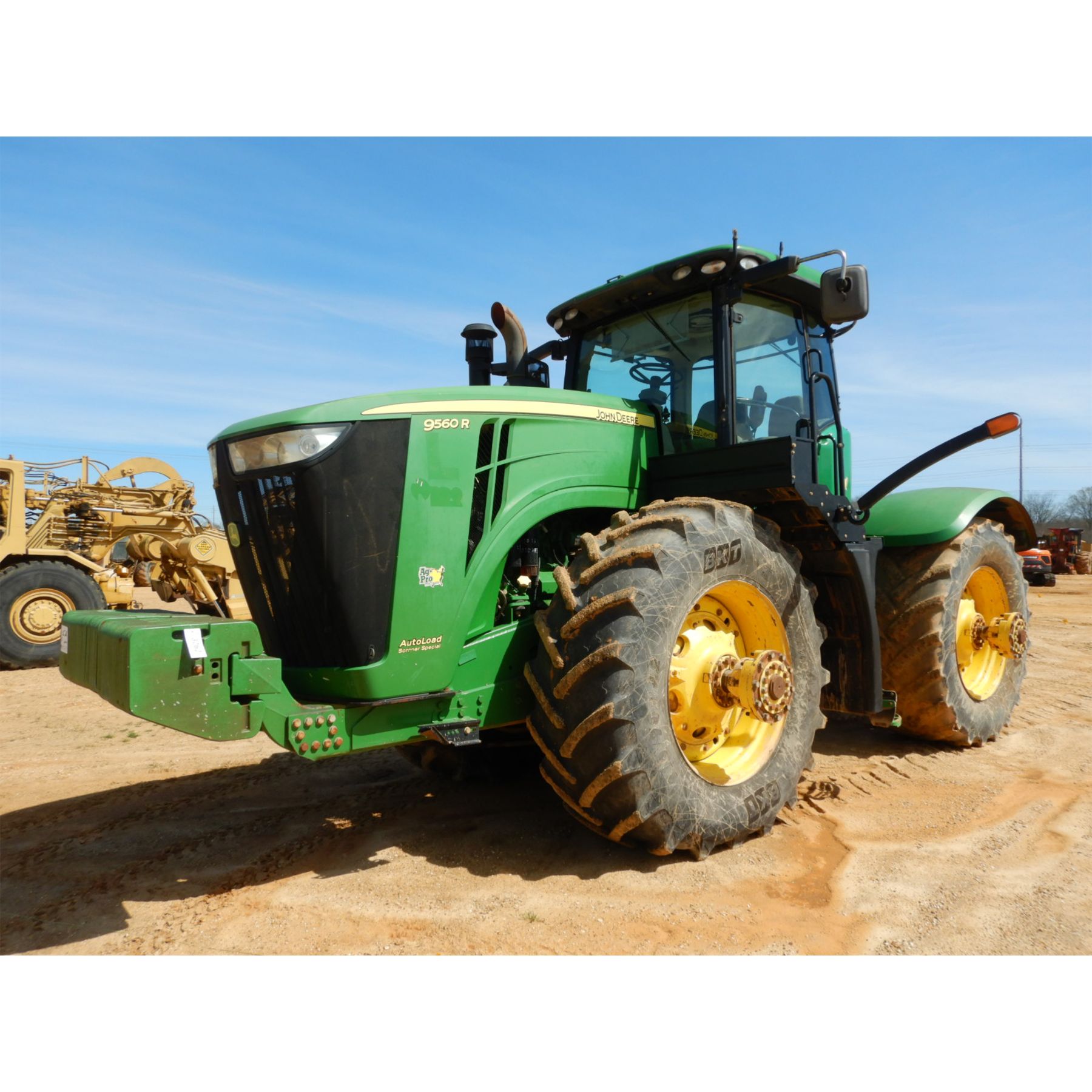 9560r 2013 JOHN DEERE 9560R Tractor - J.M. Wood Auction Company, Inc.