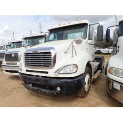 2007 FREIGHTLINER COLUMBIA Day Cab Truck