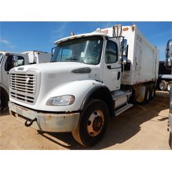 2010 FREIGHTLINER M2-112 Garbage / Sanitation Truck