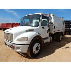 2010 FREIGHTLINER M2-106 Garbage / Sanitation Truck