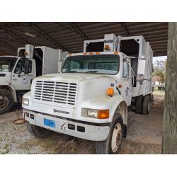2000 INTERNATIONAL 4700 Garbage / Sanitation Truck