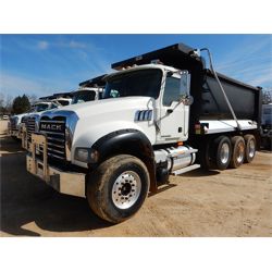 2009 MACK GU713 Dump Truck