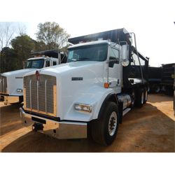 2019 KENWORTH T800 Dump Truck