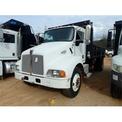 2006 KENWORTH T300 Flatbed Dump Truck