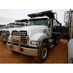 2015 MACK GU713 Dump Truck