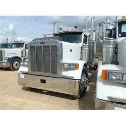 2005 PETERBILT 379 Sleeper Truck