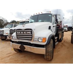 2004 MACK CV713 Fuel / Lube Truck