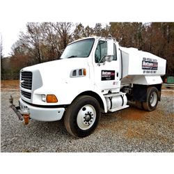 2000 STERLING L8513 Water Truck
