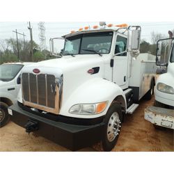 2011 PETERBILT 337 Service / Mechanic / Utility Truck