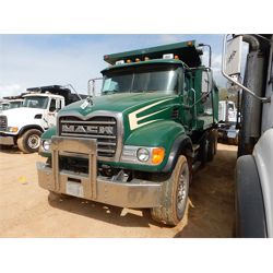 2005 MACK CV713 Dump Truck