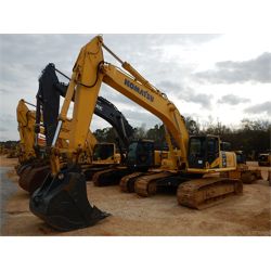 2013 KOMATSU PC490LC-10 Excavator