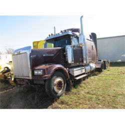 2004 WESTERN STAR  Sleeper Truck