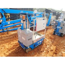 GENIE GR-12 Forklift - Telehandler