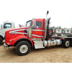 2009 KENWORTH T800 Day Cab Truck