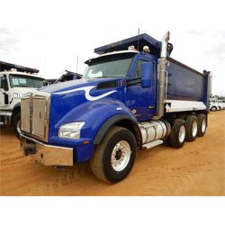 2018 KENWORTH T880 Dump Truck