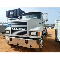 2006 MACK CHN613 Day Cab Truck