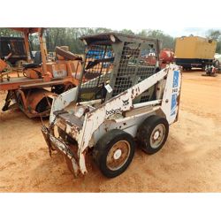 BOBCAT 743 Skid Steer Loader - Crawler