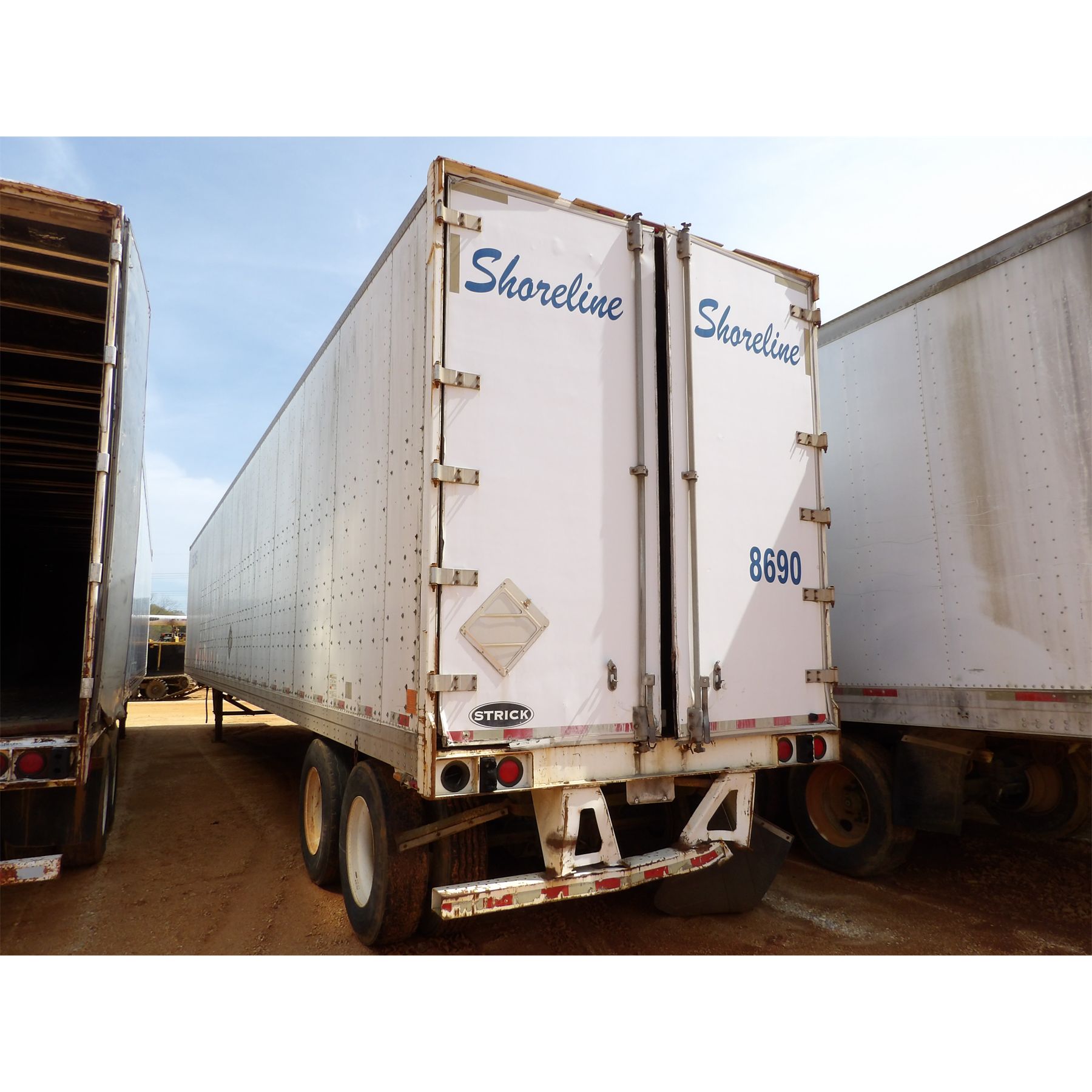 2007 STRICK Dry Van Trailer