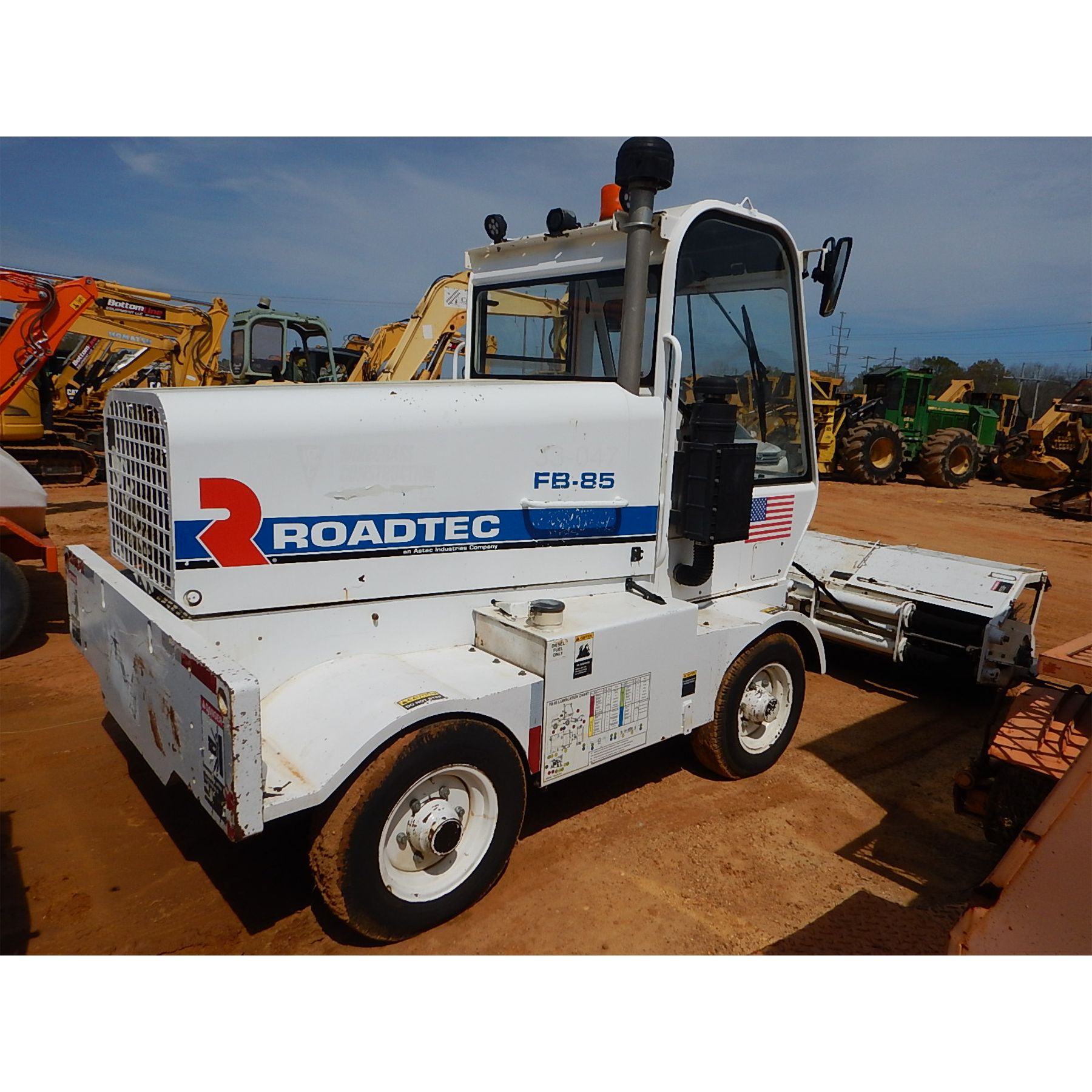 ROADTEC FB-85 Broom - J.M. Wood Auction Company, Inc.