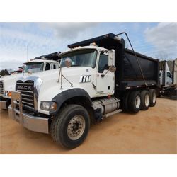 2009 MACK GU713 Dump Truck