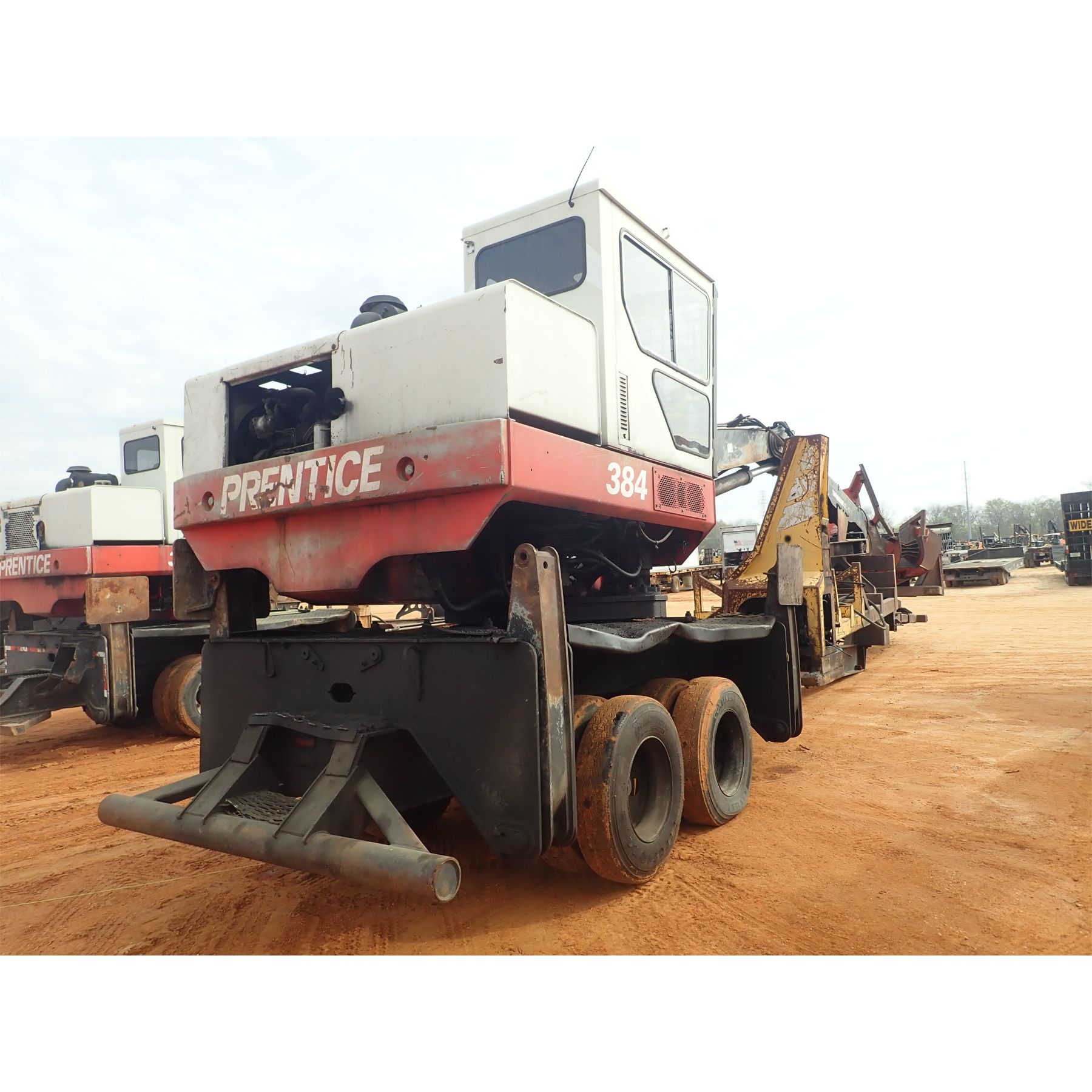 Prentice 384 2005 PRENTICE 384 Log Loader - J.M. Wood Auction Company, Inc.