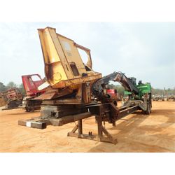 JOHN DEERE 437C Log Loader