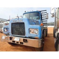 1985 MACK R688ST Day Cab Truck