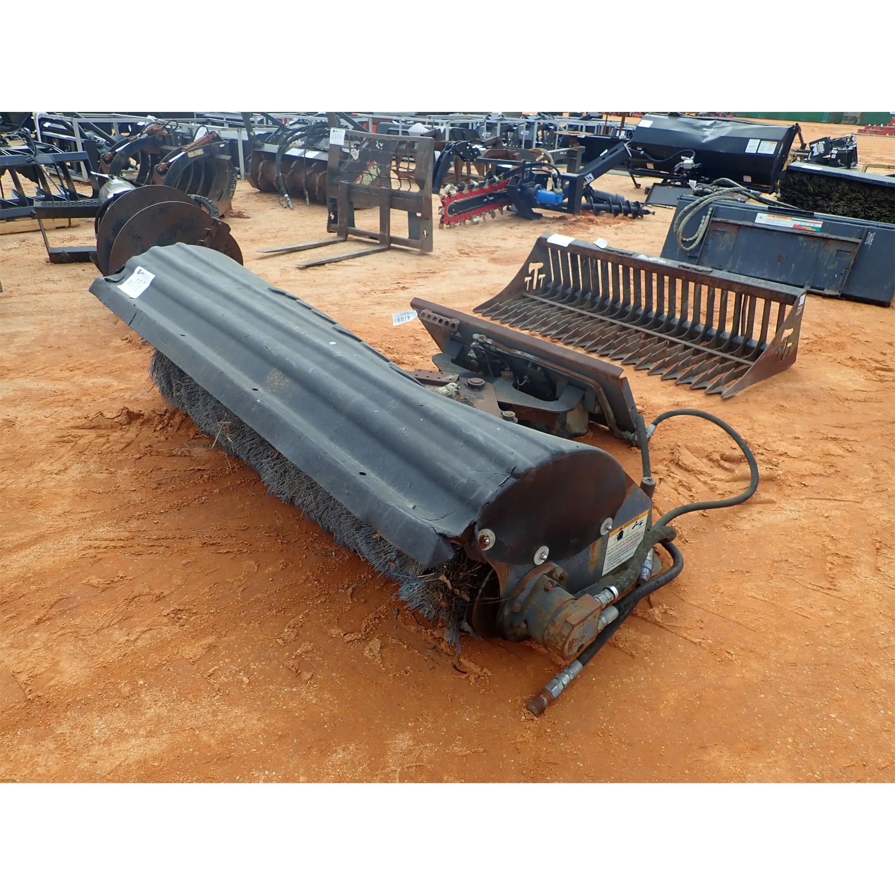 BOBCAT BROOM Skid Steer Attachment