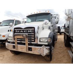 2007 MACK CTP713 Fuel / Lube Truck
