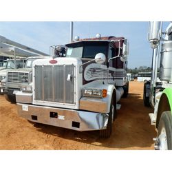 PETERBILT 2005 378 Sleeper Truck