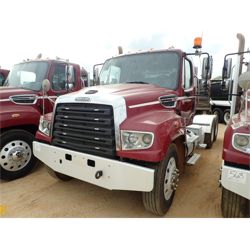 2015 FREIGHTLINER SD114 Day Cab Truck