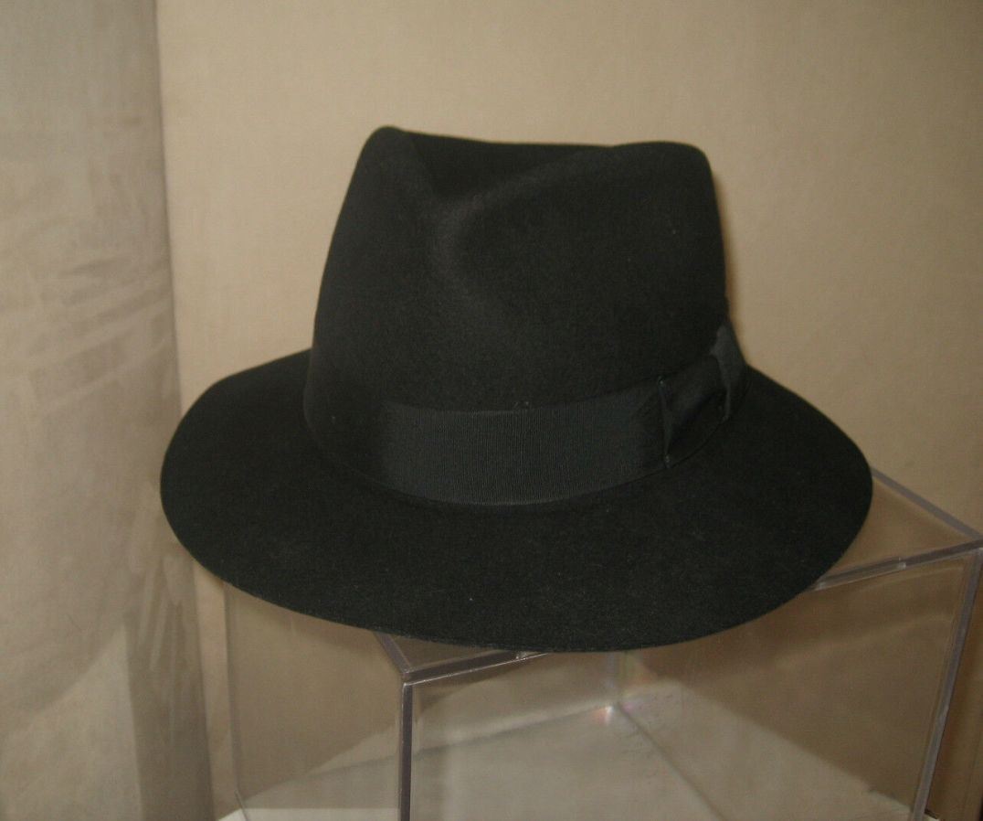 MICHAEL JACKSON AUTHENTIC FEDORA HAT FROM LOS ANGELES GRAMMY MUSEUM
