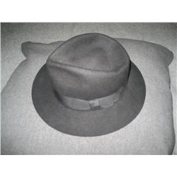 MICHAEL JACKSON AUTHENTIC FEDORA HAT FROM 1988 CONCERT IN LOS ANGELES