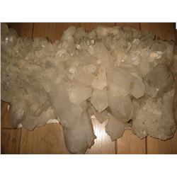 VERY RARE QUARTZ CRYSTAL GEODE IN THE NATURAL SHAPE OF A TEDDY BEAR WITH VERY LARGE POINTS