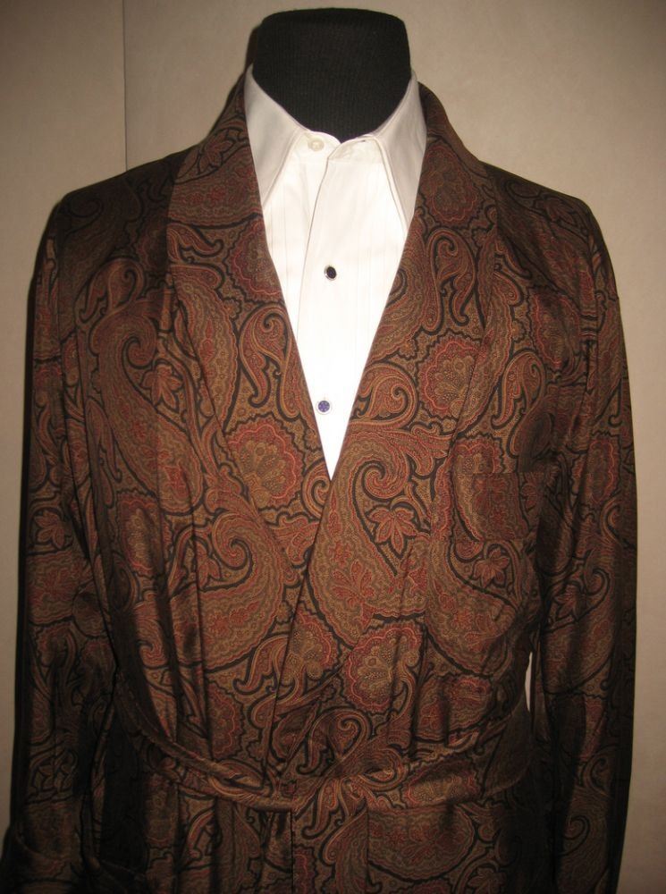 Hefner Robe HUGH HEFNER FAMOUS SILK ROBE FROM DESIGNERS ARCHIVE IN NEW CONDITION