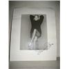 Image 5 : SHARON STONE ORIGINAL SIGNED AUTOGRAPHED RARE PHOTOGRAPH BLACK AND WHITE