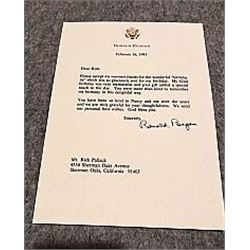 PRESIDENT RONALD REAGAN SIGNED LETTER TO FAMOUS HOLLYWOOD LOS ANGELES FASHION DESIGNER