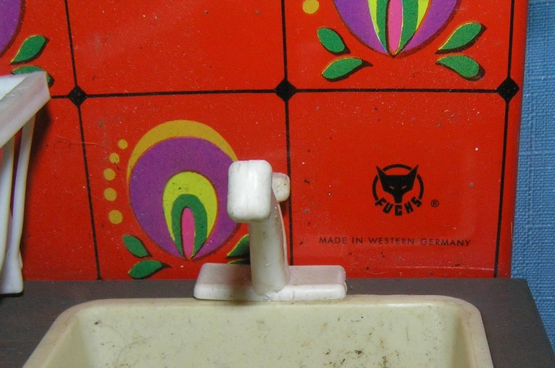 Vintage Tin Kitchen Play Set
