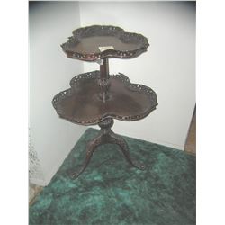 Antique 2 tiered table