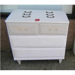 Modern 4 drawer chest of drawers