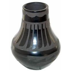 San Ildefonso Vase, Linda Dunlap