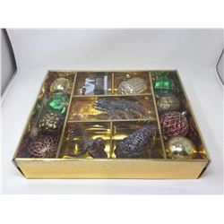 14 Piece Shatter Resistant Ornaments