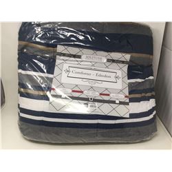 Solitude Collection Comforter (Full/Queen)