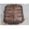 Image 1 : 31" x 31" T-Slotted Table / Pallet