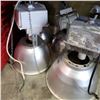 Image 3 : 4 OVERHEAD WAREHOUSE LIGHTS